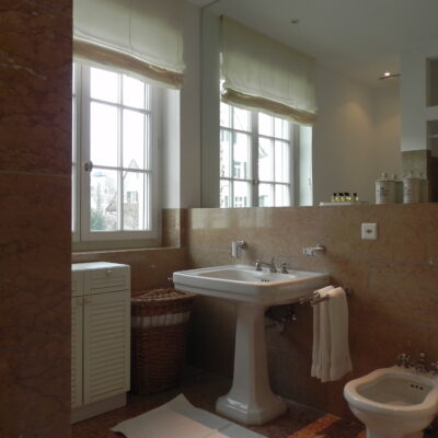Master Bathroom of the Pierce Apartment in Palais Kraft