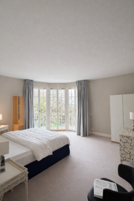 Master Bedroom Apartment Lincoln